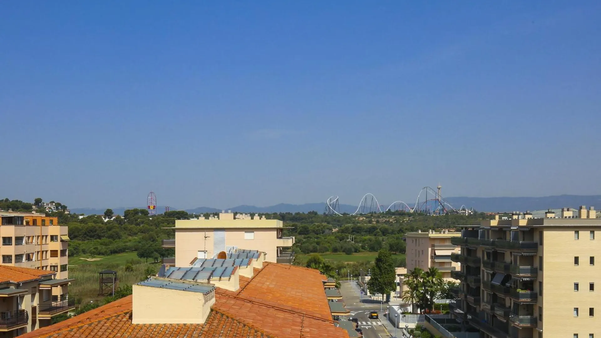 Albeniz Atic Lejlighed La Pineda